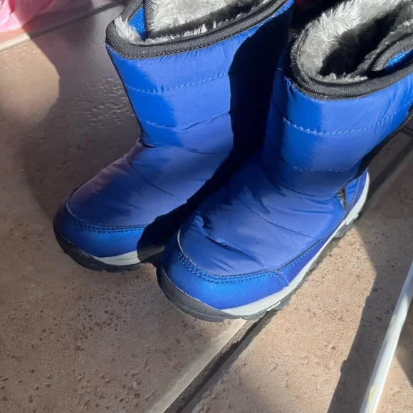 Kids' Vibrant Blue Snow Boots - Picture 5 of 5